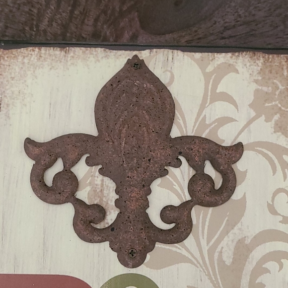 Rustic Christmas 'Believe' Sign - Picture 2 of 4